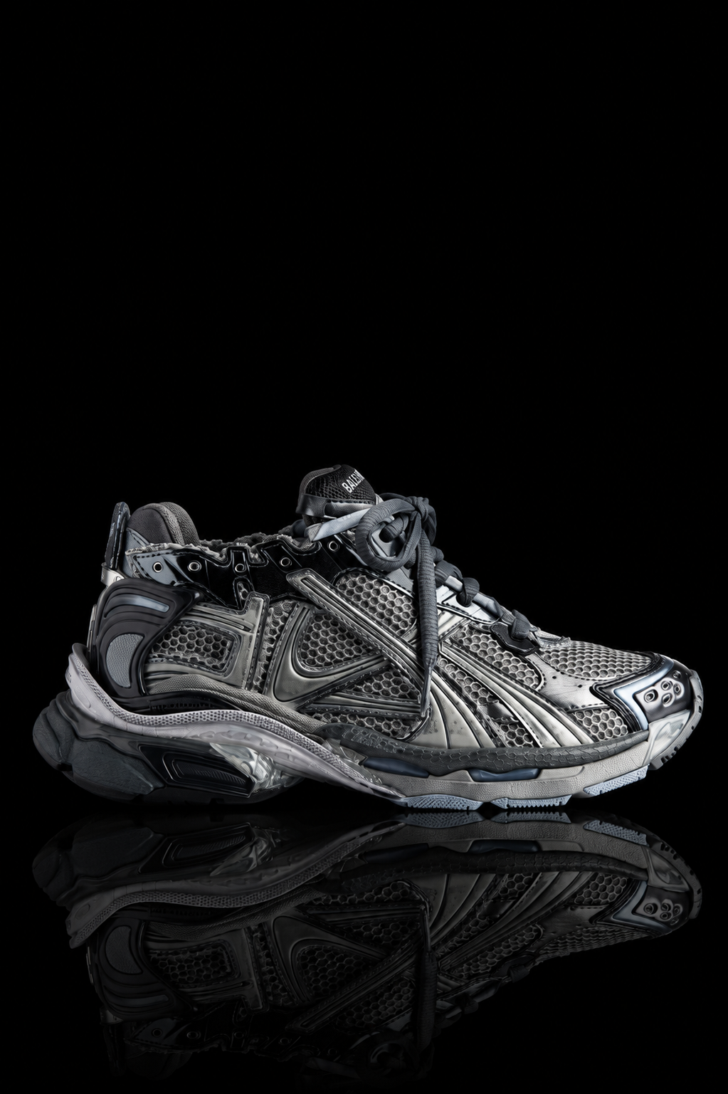 Balenciaga Men's Runner Sneaker in Grey/navy/light Blue