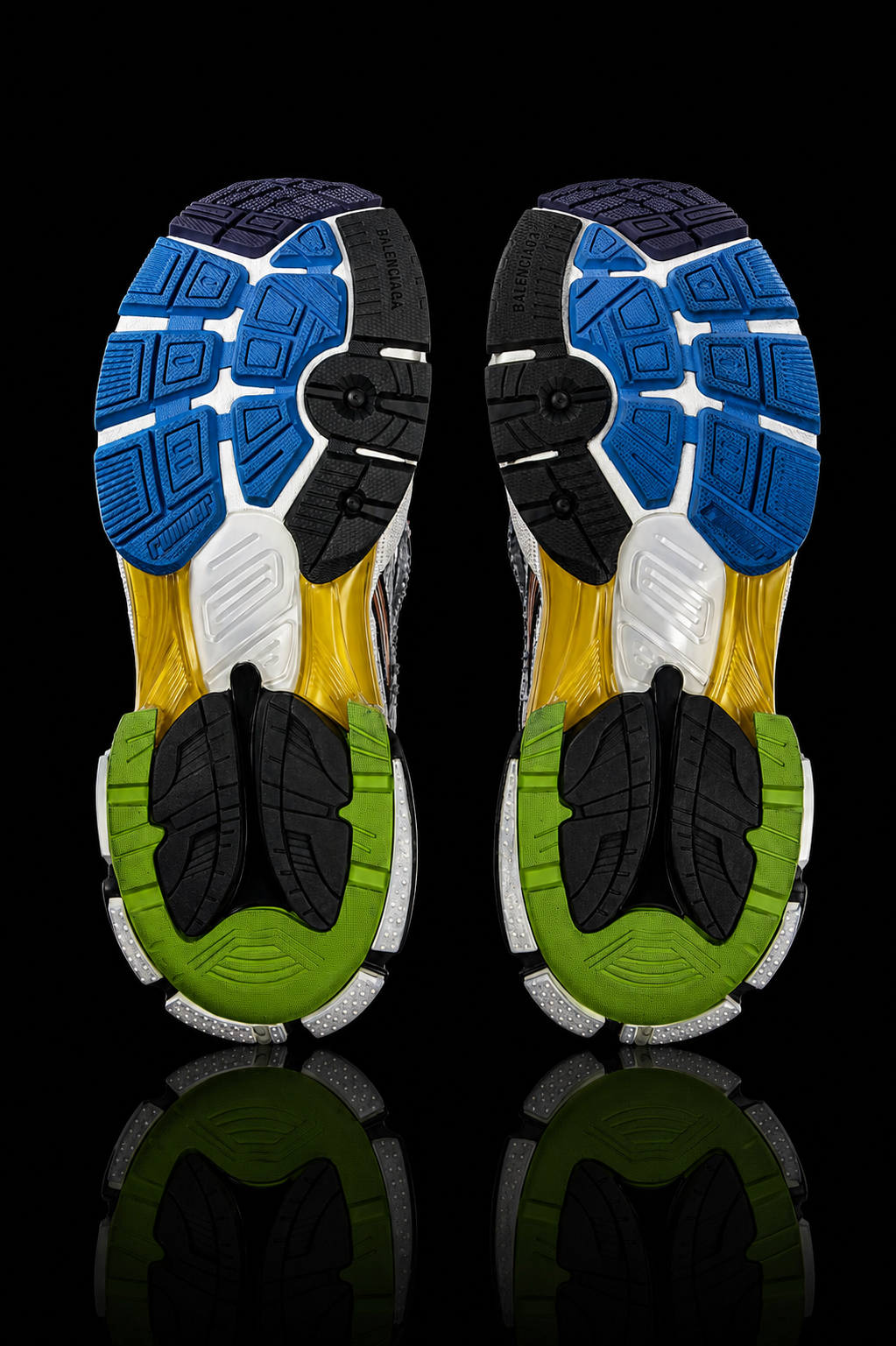 Balenciaga Runner Sneaker in multicolor mesh and nylon