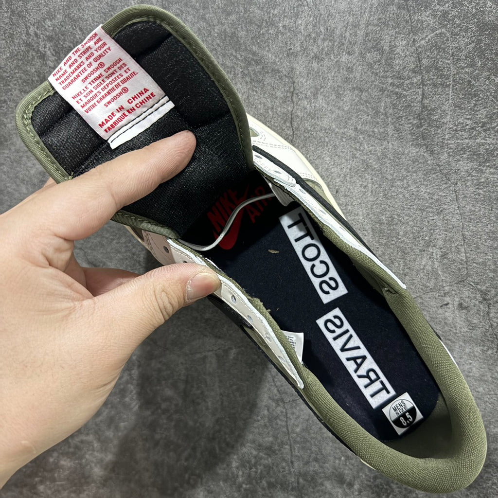 Jordon 1 Travis Scott Olive
