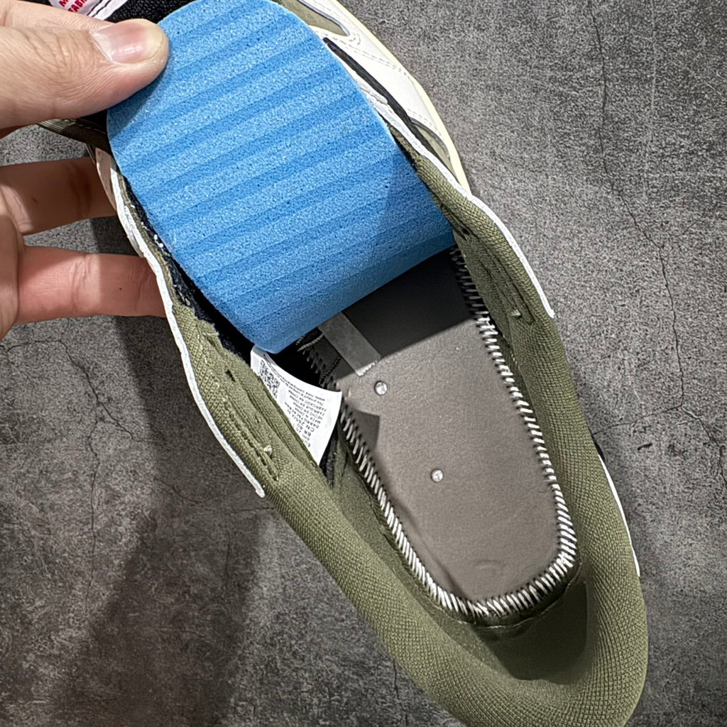 Jordon 1 Travis Scott Olive