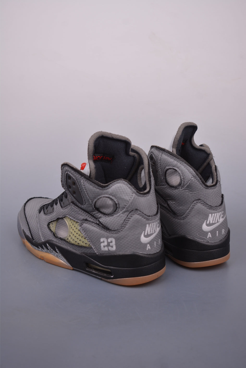 Jordan 5 Retro x Off-White Gray