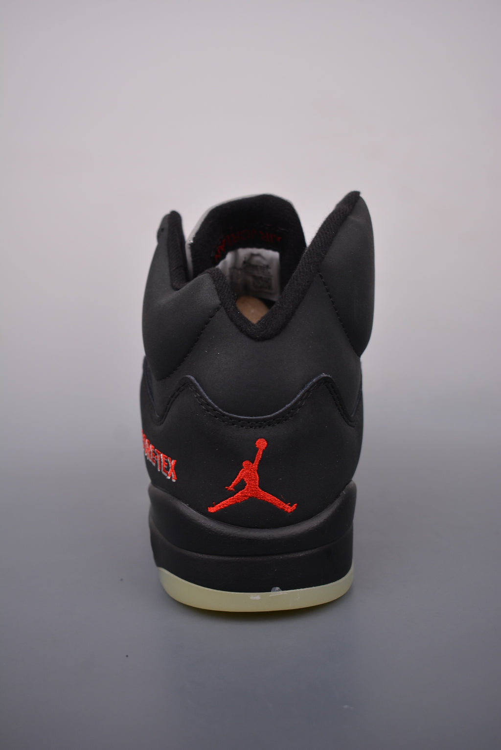 Jordan 5 Retro Gore-Tex Off Noir