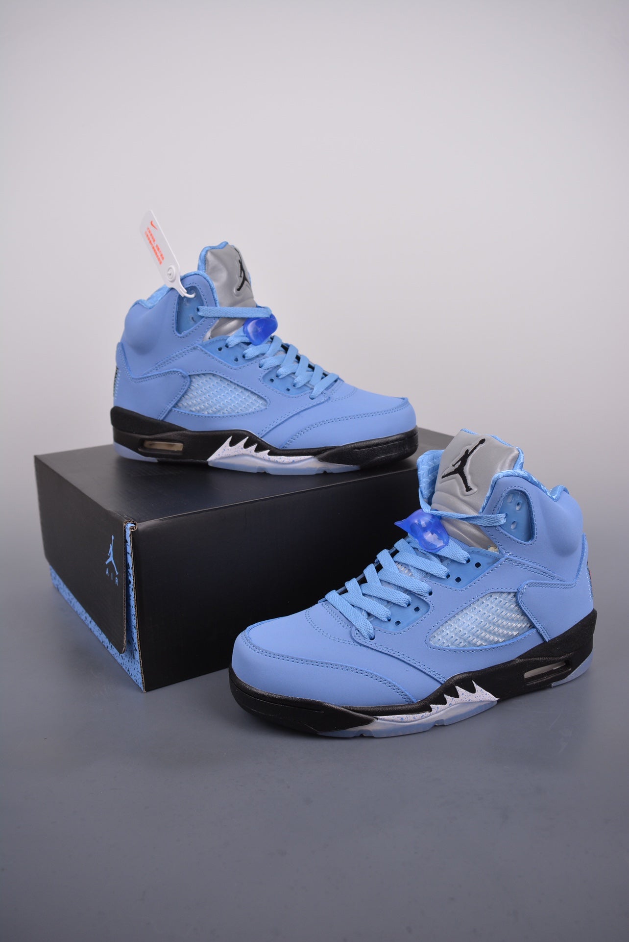 Jordan 5 Retro UNC University Blue
