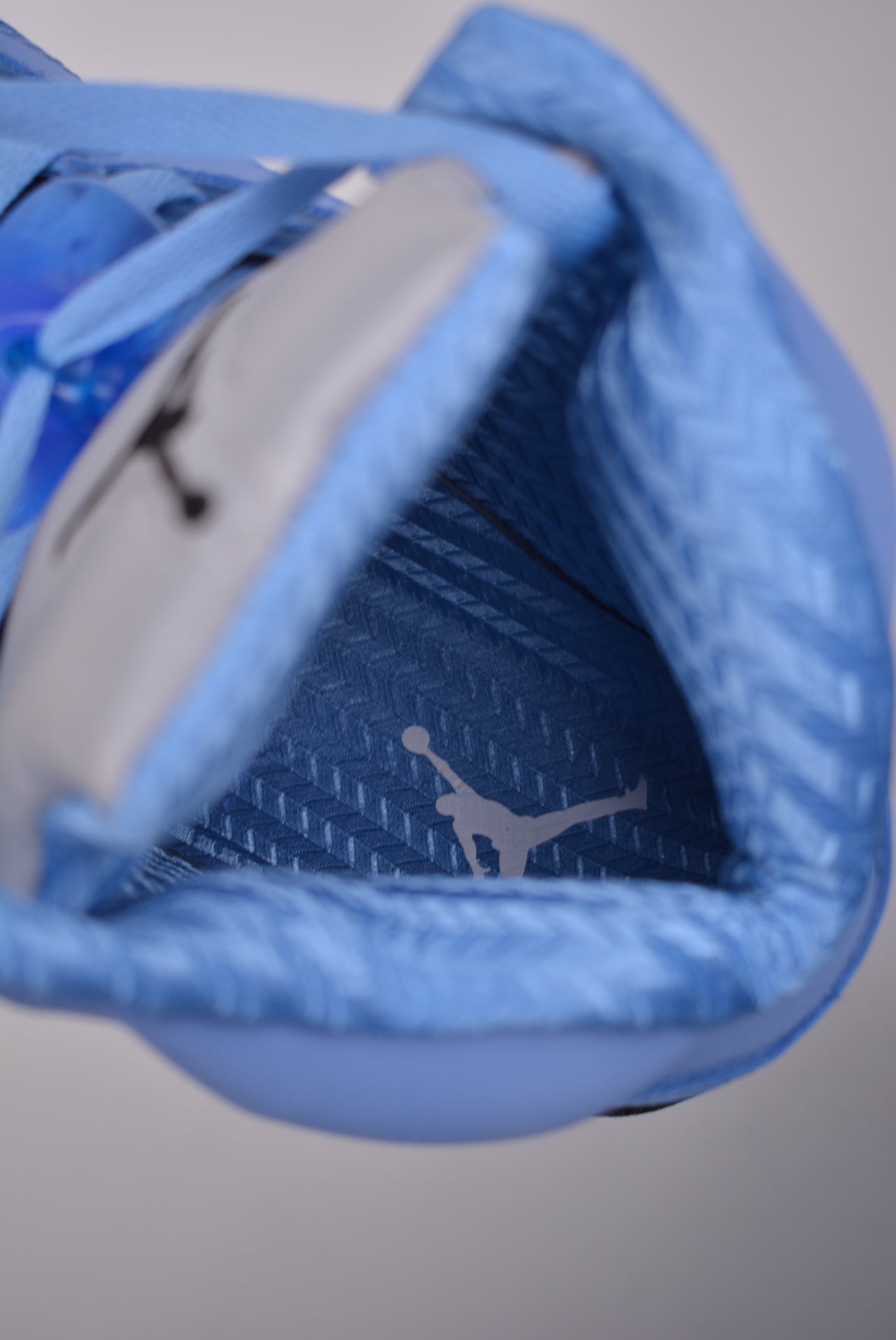Jordan 5 Retro UNC University Blue