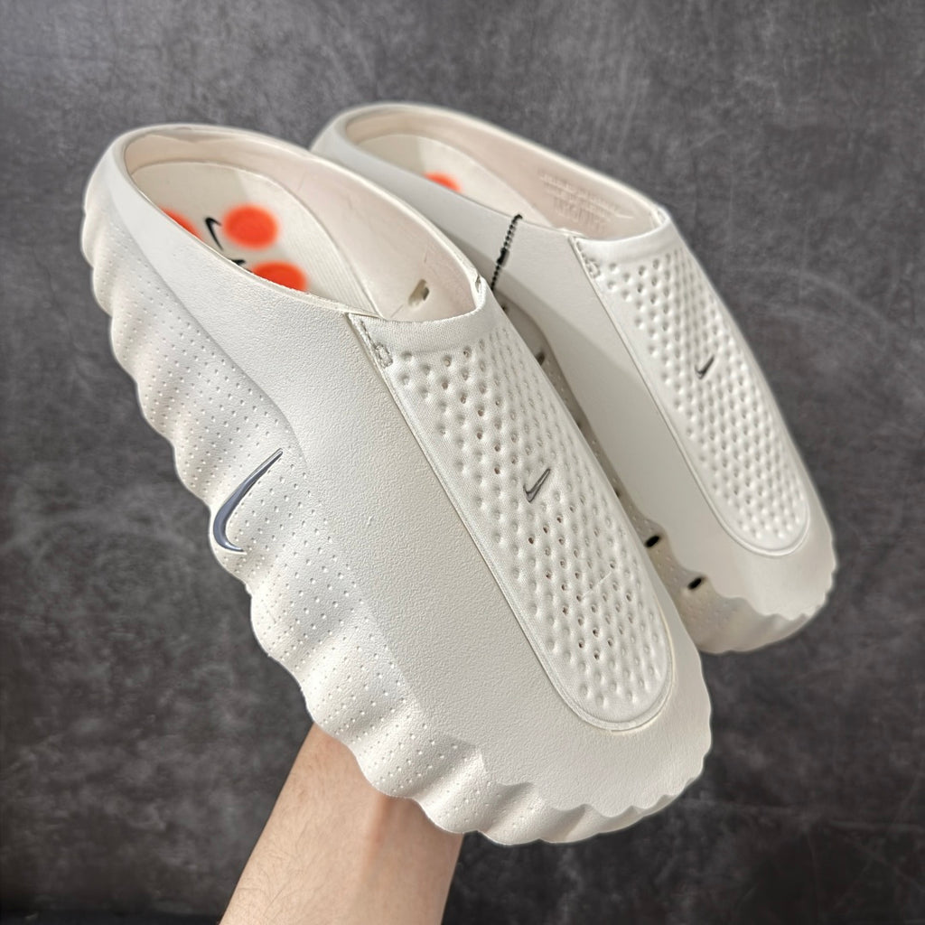 Nike Mind Slides White